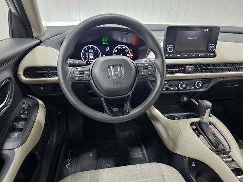 Used 2024 Honda HR-V LX image 15