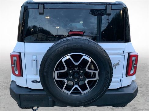 Certified 2025 Ford Bronco Outer Banks image 3