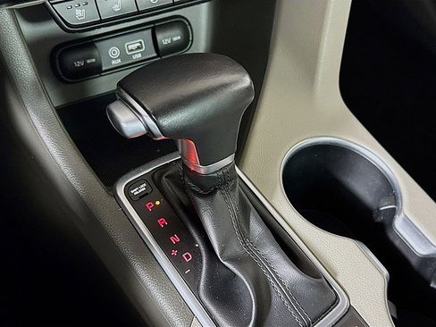Used 2019 Kia Sportage SX image 19