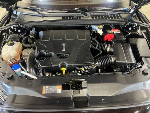 Used 2018 Lincoln Continental Reserve w/ Luxury Package AWD/4WD image 24