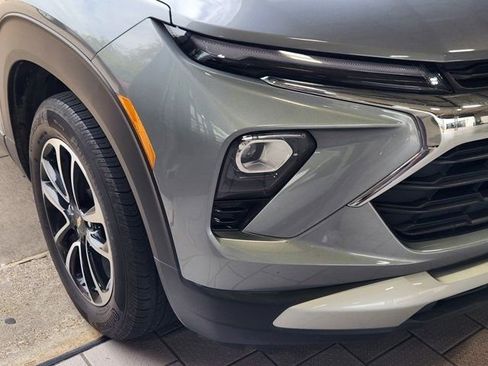 Used 2024 Chevrolet TrailBlazer LT w/ LT Cold Weather Package image 9