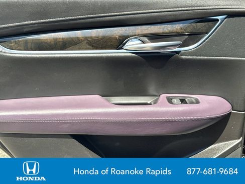 Used 2017 Cadillac XT5 Luxury w/ Driver Awareness Package FWD image 22