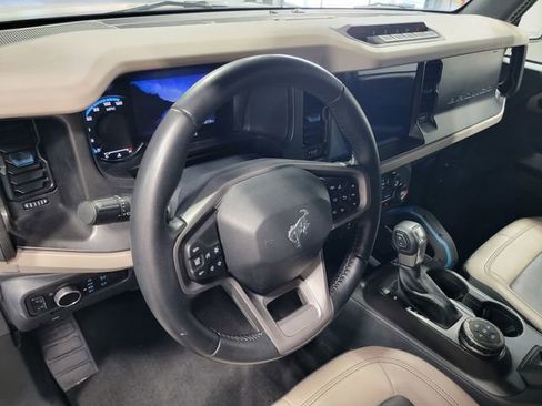 Used 2023 Ford Bronco Wildtrak AWD/4WD image 11