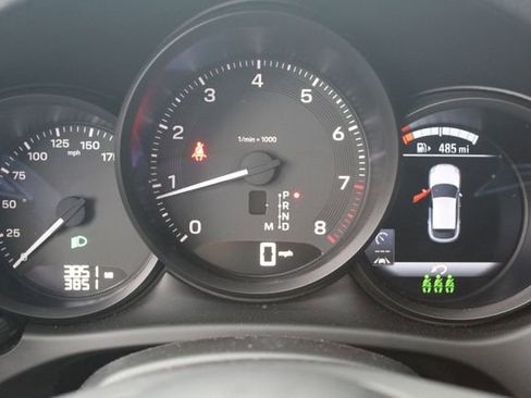 Certified 2025 Porsche Macan image 20