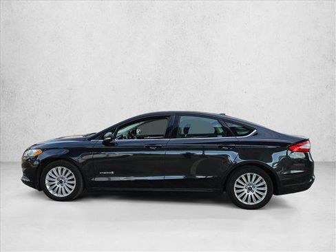 Used 2015 Ford Fusion SE image 8
