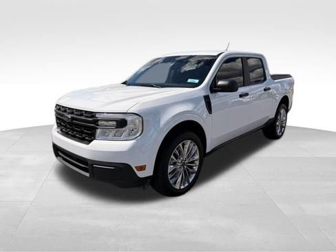Used 2024 Ford Maverick XL FWD image 2