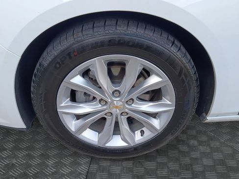 Used 2024 Chevrolet Malibu LT FWD image 23