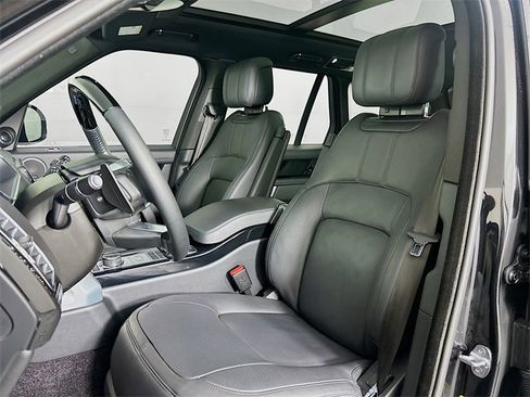 Used 2021 Land Rover Range Rover Westminster Edition image 22