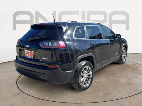 Used 2020 Jeep Cherokee Latitude Plus image 10
