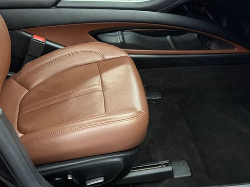 Used 2019 Lincoln MKZ Reserve image 10