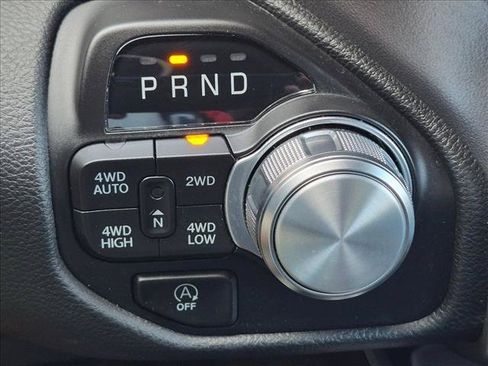 Used 2023 RAM 1500 Laramie AWD/4WD image 12