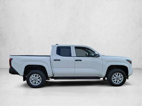 Used 2024 Toyota Tacoma SR RWD image 4