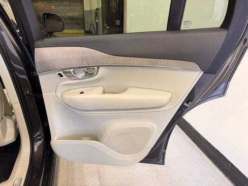 Used 2024 Volvo XC90 B6 Plus w/ Protection Package Premier image 24