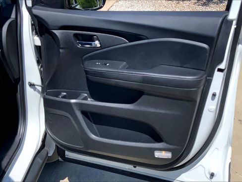 Used 2020 Honda Ridgeline RTL-E image 23