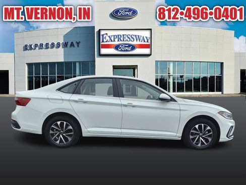 Used 2025 Volkswagen Jetta S FWD image 5