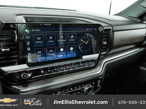 Certified 2025 Chevrolet Silverado 2500 High Country w/ High Country Premium Package AWD/4WD image 13