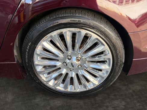 Used 2013 Lincoln MKZ FWD image 39