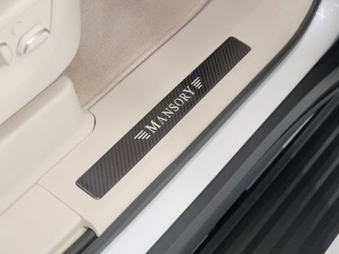 Used 2024 Cadillac Escalade Sport Platinum w/ LPO, ONYX Package image 59