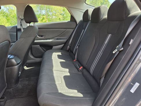 Used 2024 Hyundai Elantra SEL FWD image 20