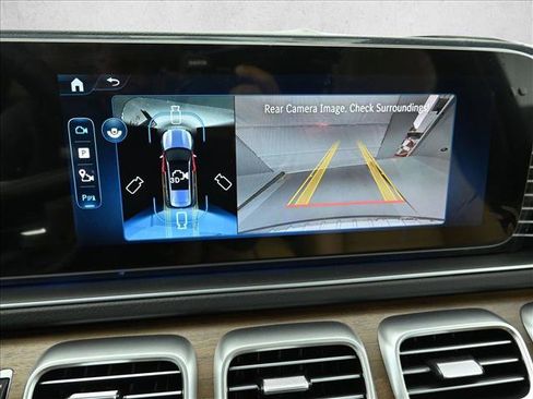Certified 2026 Mercedes-Benz GLS 450 4MATIC image 17