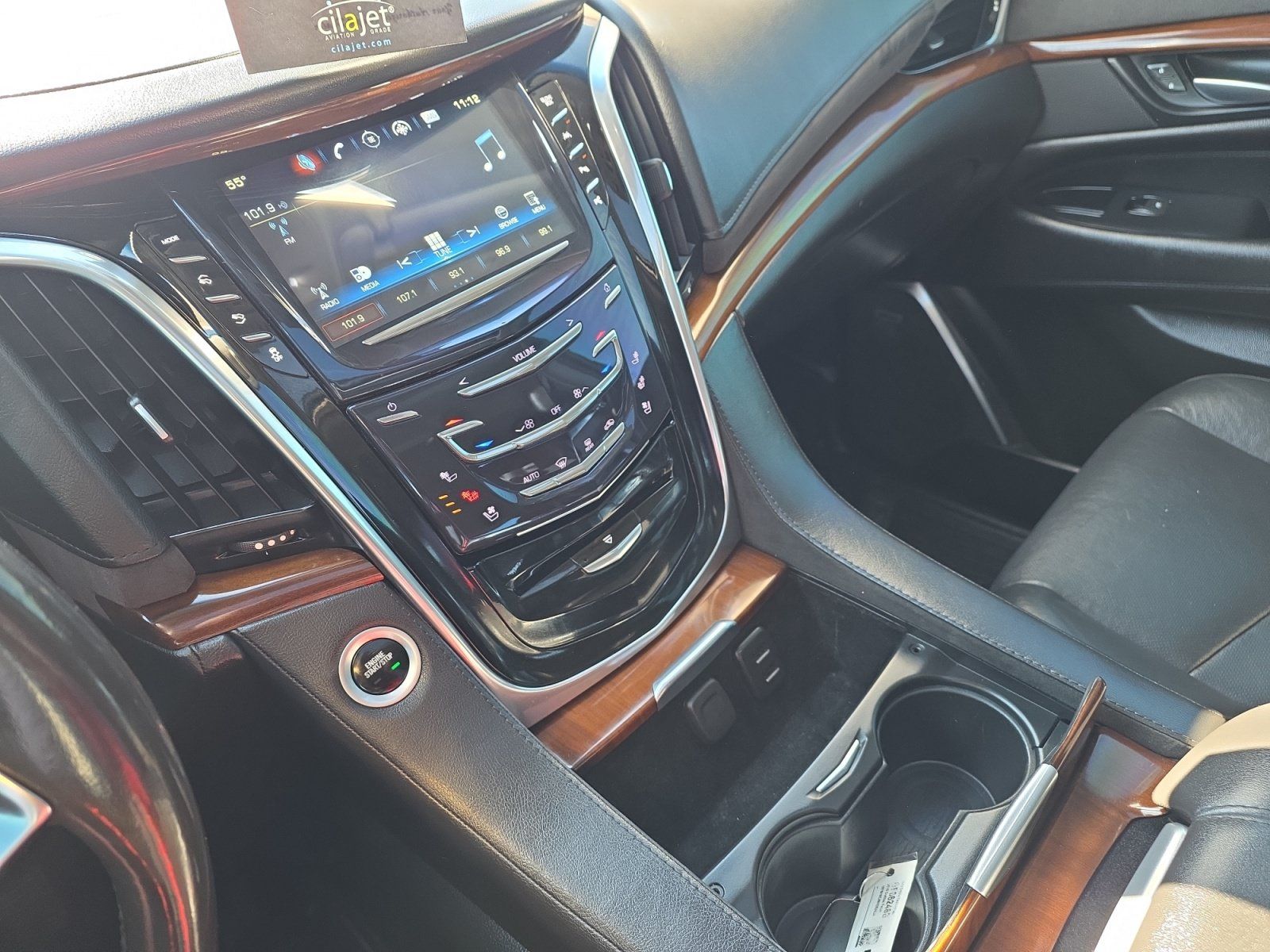 Used 2019 Cadillac Escalade Luxury AWD/4WD image 16