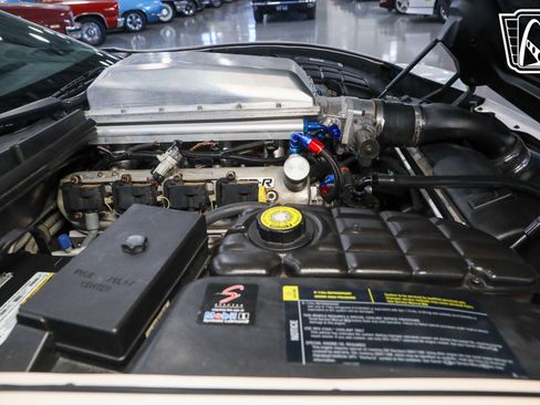 Used 2002 Chevrolet Corvette Z06 w/ Memory Pkg RWD image 10