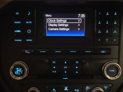 Used 2016 Ford Mustang Coupe RWD image 25