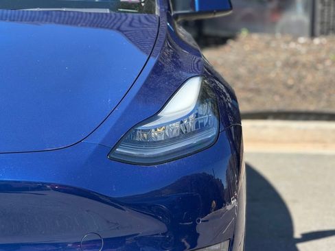 Used 2021 Tesla Model Y Long Range image 5