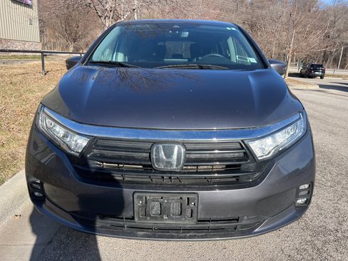 Used 2023 Honda Odyssey EX-L image 2