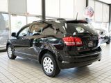 Used 2020 Dodge Journey SE w/ SE Popular Equipment Group image 4