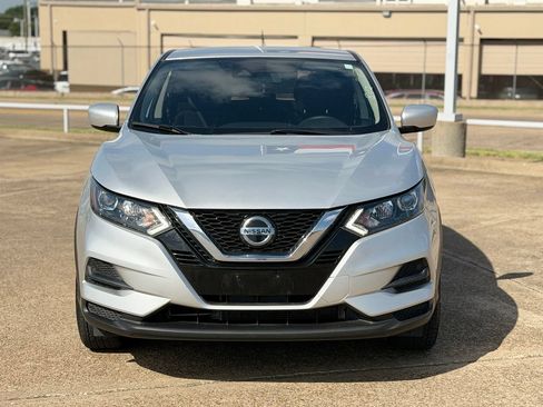Certified 2022 Nissan Rogue Sport S FWD image 2