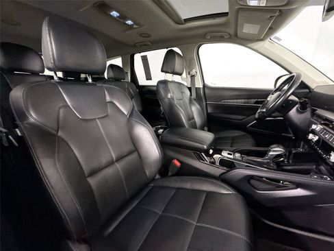 Used 2024 Kia Telluride EX w/ EX Captain's Chair Package AWD/4WD image 42