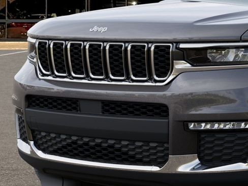 New 2025 Jeep Grand Cherokee L Limited w/ Trailer Tow Package image 11