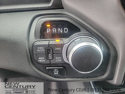 Used 2025 RAM 1500 Big Horn AWD/4WD image 14