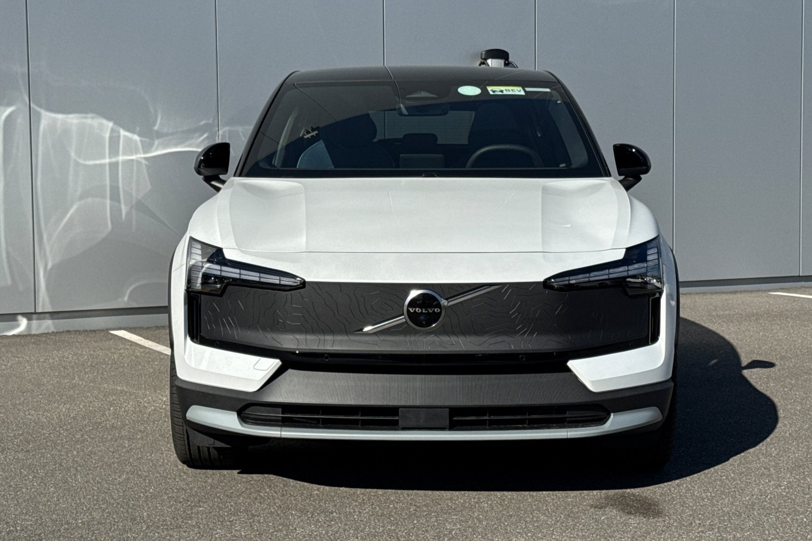 New 2026 Volvo EX30 Cross Country Ultra w/ Protection Package Premier AWD/4WD image 8