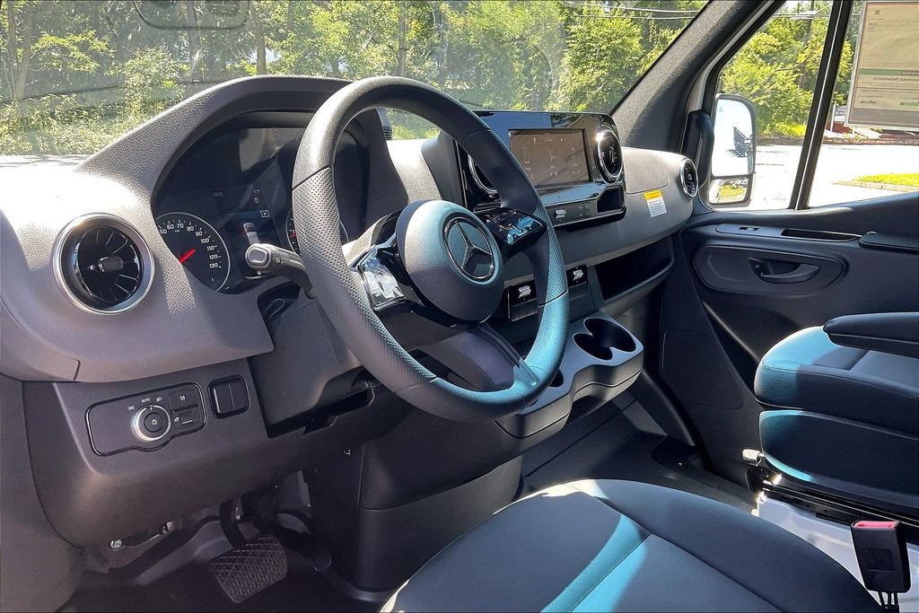 New 2026 Mercedes-Benz Sprinter 2500 image 5