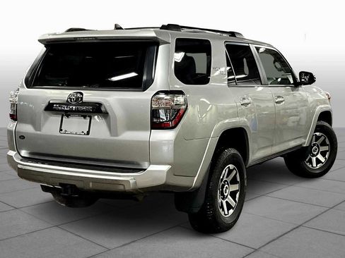 Used 2022 Toyota 4Runner TRD Off-Road Premium AWD/4WD image 12