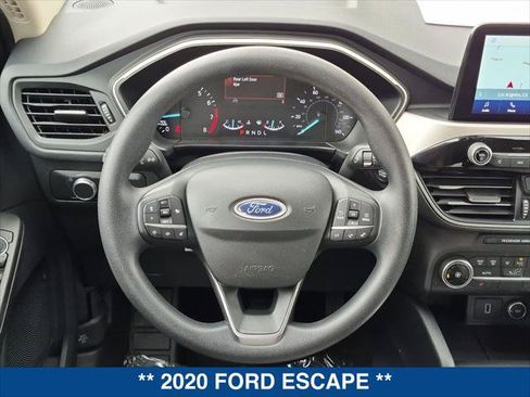 Used 2020 Ford Escape SE FWD image 13