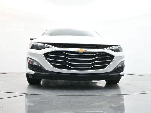 Used 2025 Chevrolet Malibu LT FWD image 34