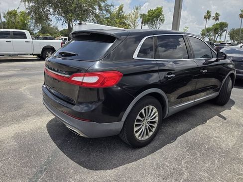 Used 2016 Lincoln MKX Select FWD image 5