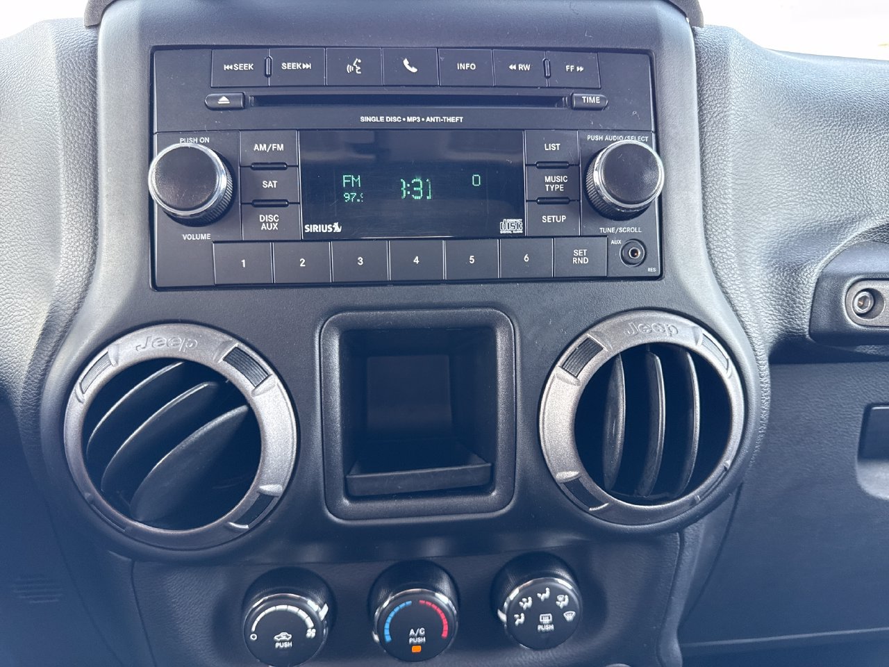 Used 2017 Jeep Wrangler Sport AWD/4WD image 30