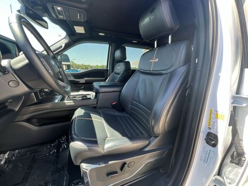 Used 2024 Ford F250 Platinum w/ FX4 Off-Road Package AWD/4WD image 21