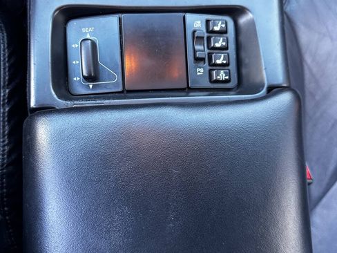 Used 1996 Chevrolet Corvette Coupe RWD image 23