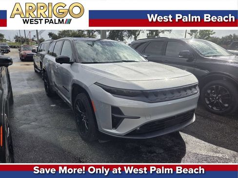 Used 2024 Jeep Wagoneer Launch Edition AWD/4WD image 1