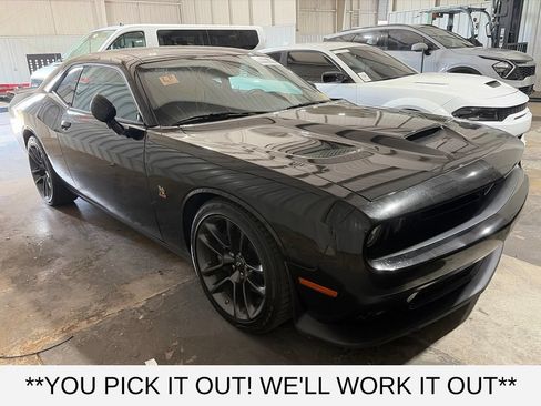 Used 2022 Dodge Challenger R/T Scat Pack RWD image 3