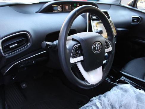 Used 2018 Toyota Prius Prime Plus image 14