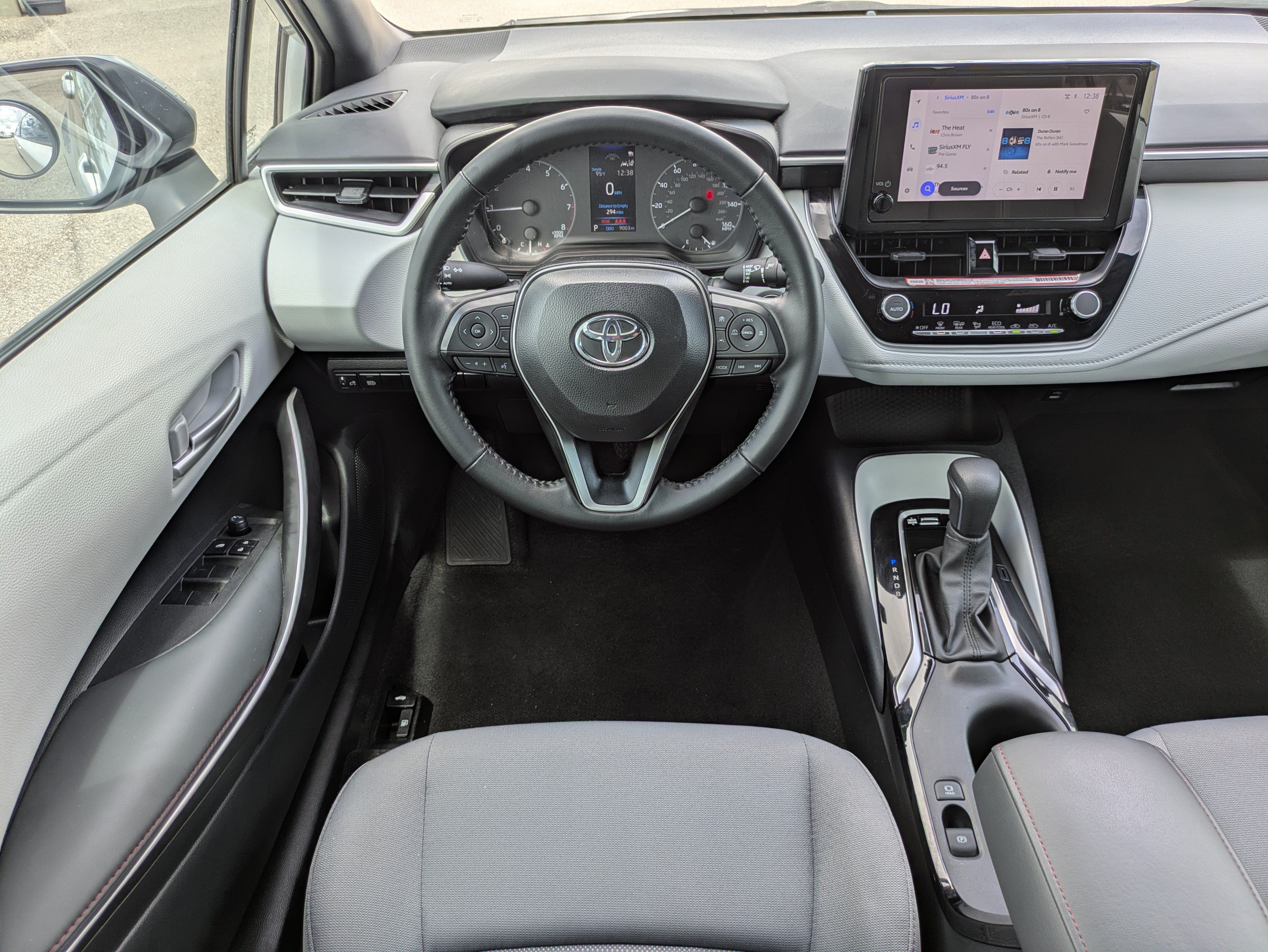 Used 2025 Toyota Corolla SE FWD image 15