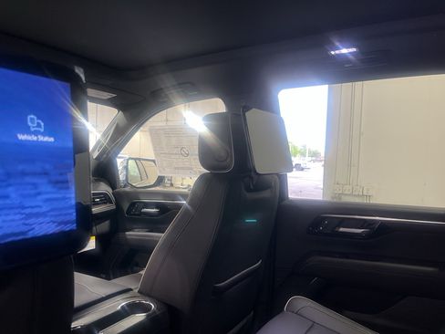 New 2026 Chevrolet Tahoe Premier AWD/4WD image 39