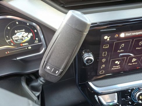 New 2025 GMC Sierra 2500 Denali w/ Denali Reserve Package image 15