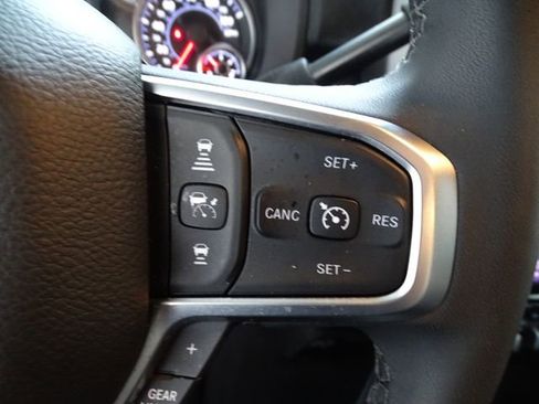 Certified 2025 RAM 2500 Big Horn AWD/4WD image 8